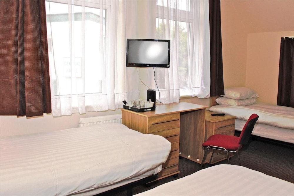 Standard Triple Room, 3 Twin Beds photo 2