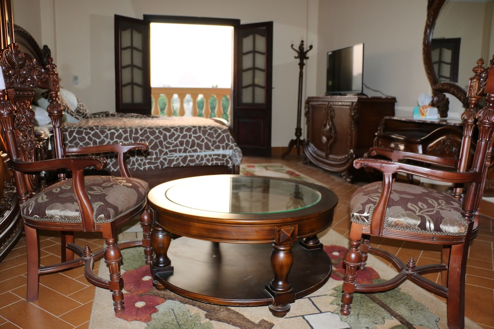 Royal Double Room, Private Bathroom (Pyramids View) photo 3