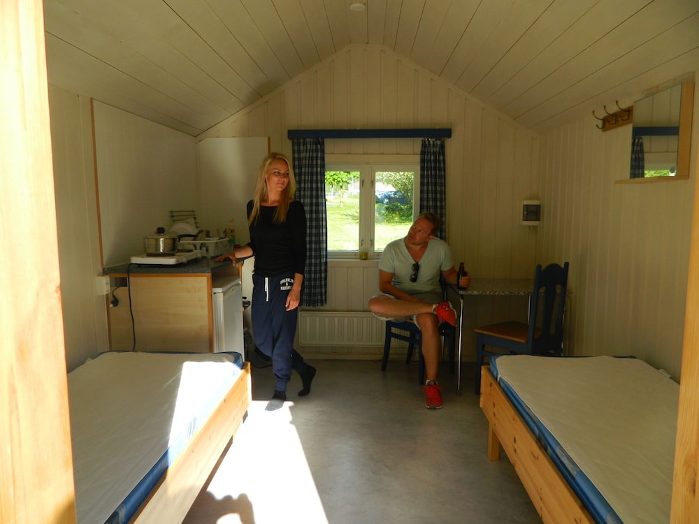 Basic Cabin, Refrigerator (No Bed Linen or Breakfast Included) photo 2