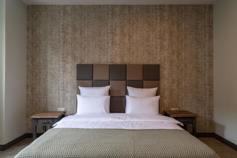 Standard Double or Twin Room, City View photo 2