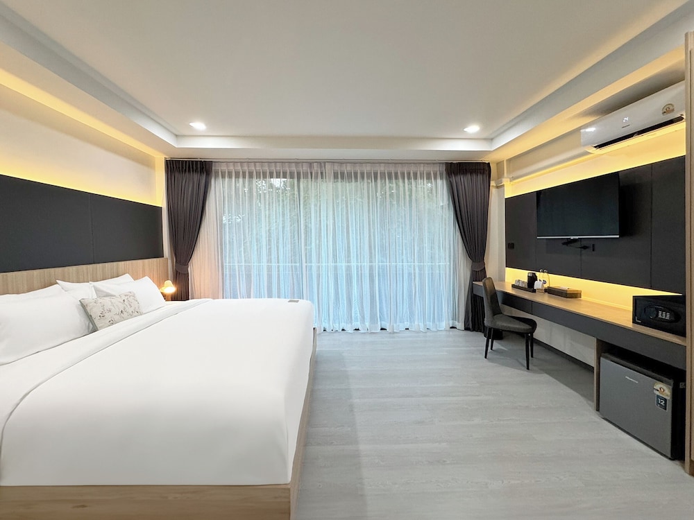 Standard Double or Twin Room, Balcony