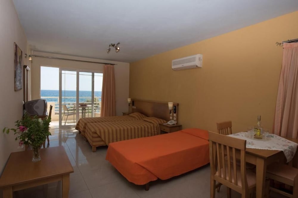 Luxury Studio, Sea View