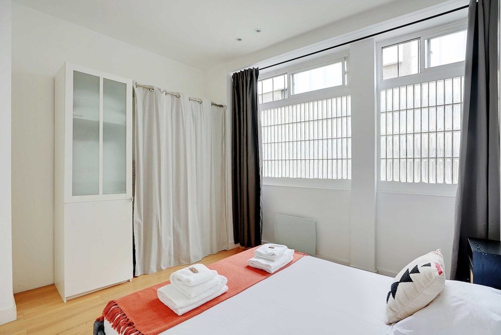 Apartment photo 3