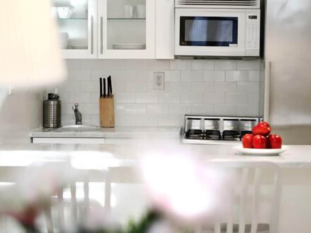 Luxury Loft, Multiple Beds, Kitchen photo 1