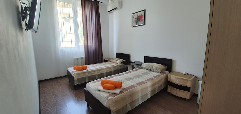 Double Or Twin Room, 2 Twin Beds, Non Smoking, Garden View photo 1