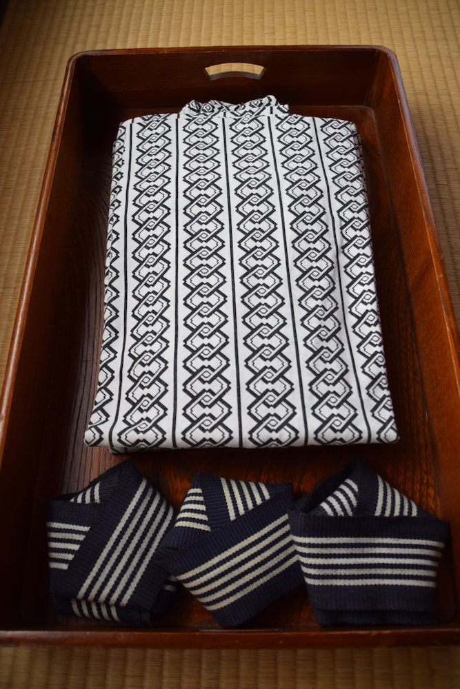 Traditional Japanese-style Room for 4 Guests(Breakfast available at extra cost, No bathroom in room) photo 2