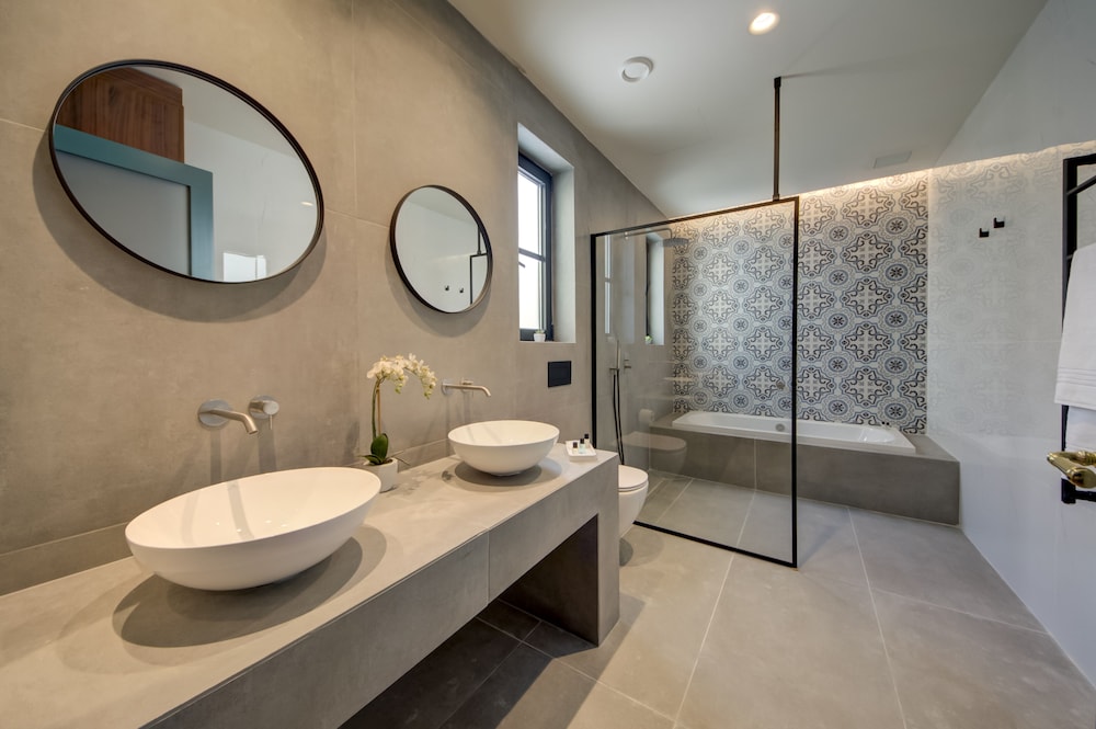 Suite (3rd floor,Private terrace/patio,15)
