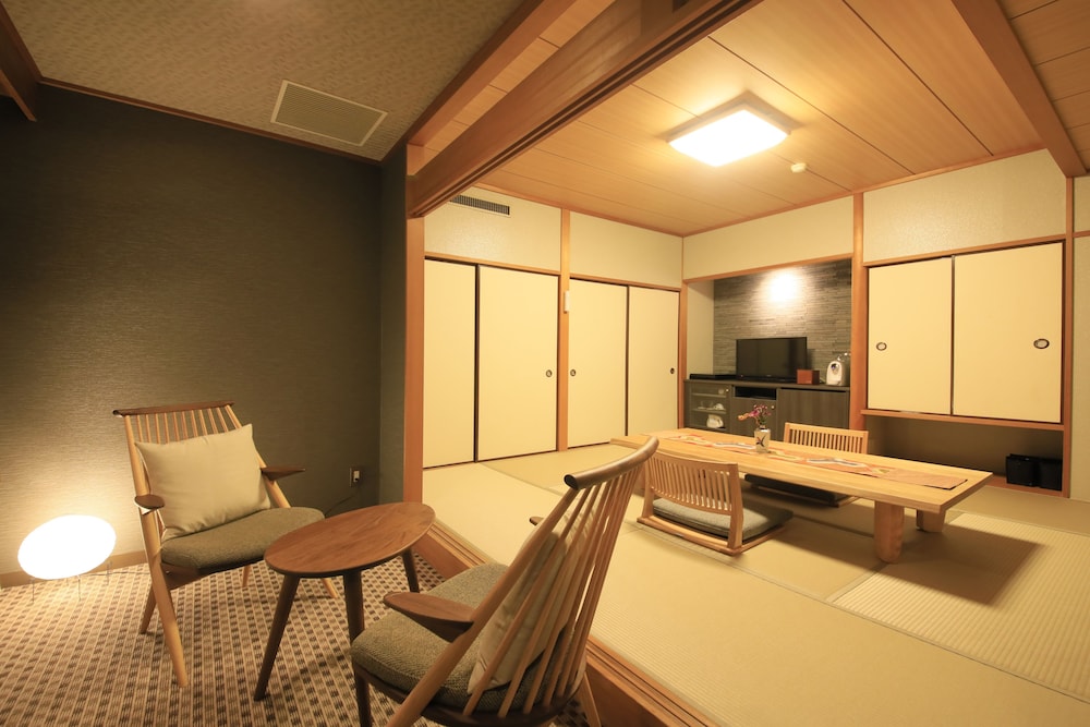 [Main Building] Japanese-Style Room, Non Smoking (Adult Fee:3+yr)