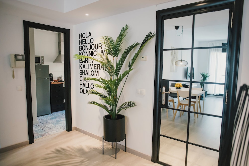 City Apartment photo 2