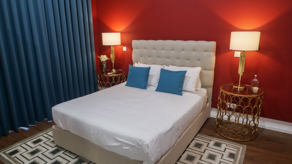 Standard Double Room, 1 Queen Bed, City View (Red) photo 2