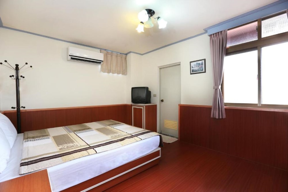 Double Room with Mountain View - Photo 2