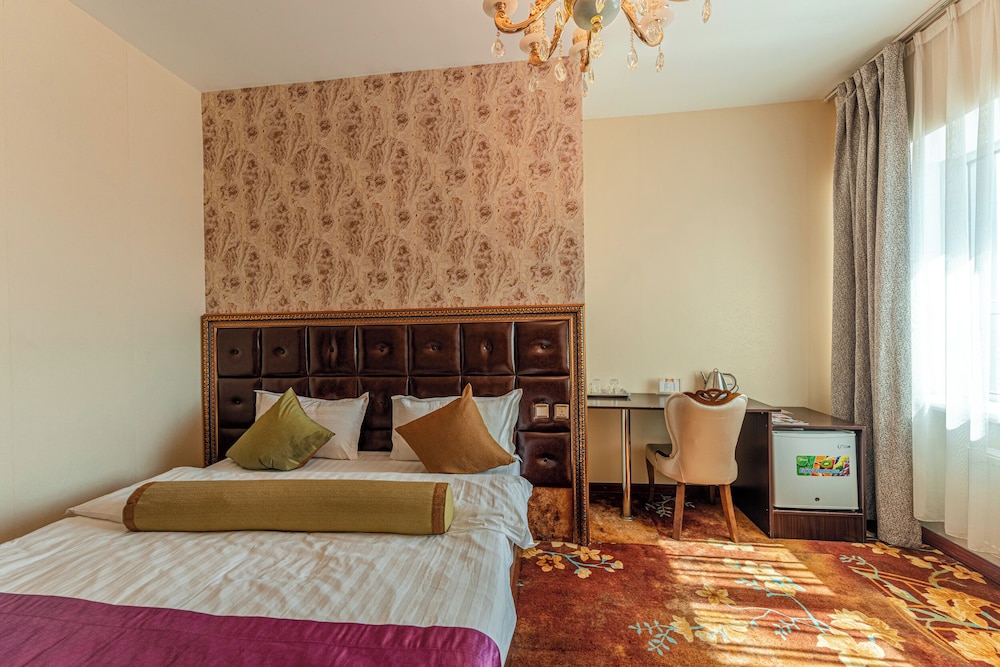 Standard Double Room, City View photo 3