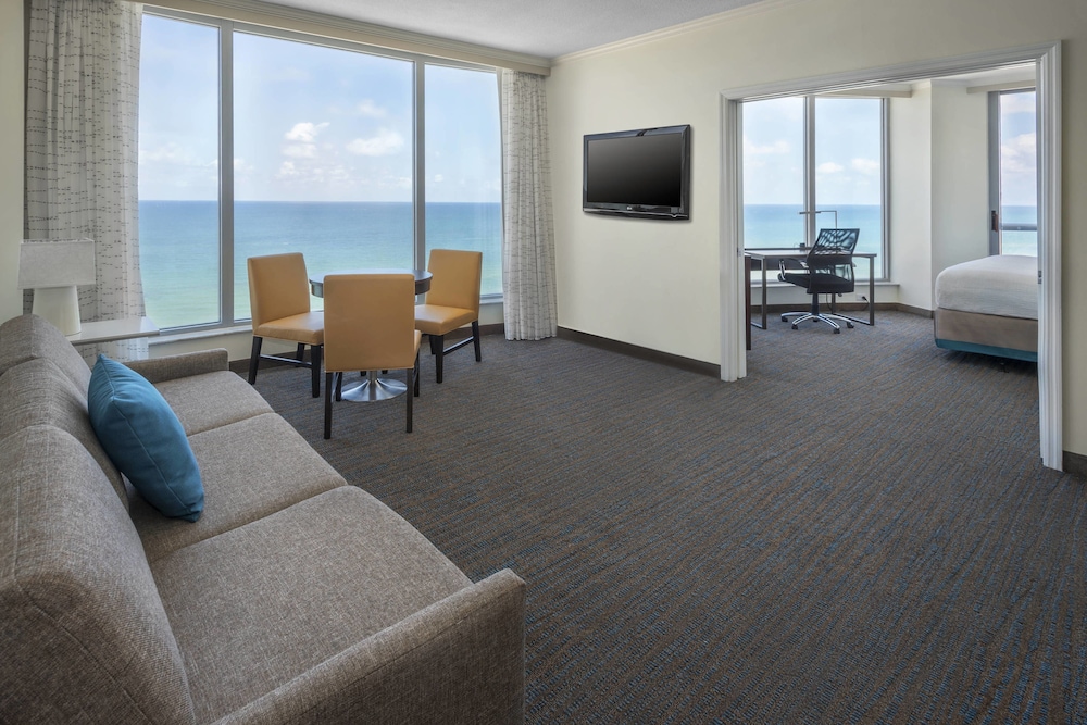 Suite, 2 Bedrooms, Oceanfront - Photo 1