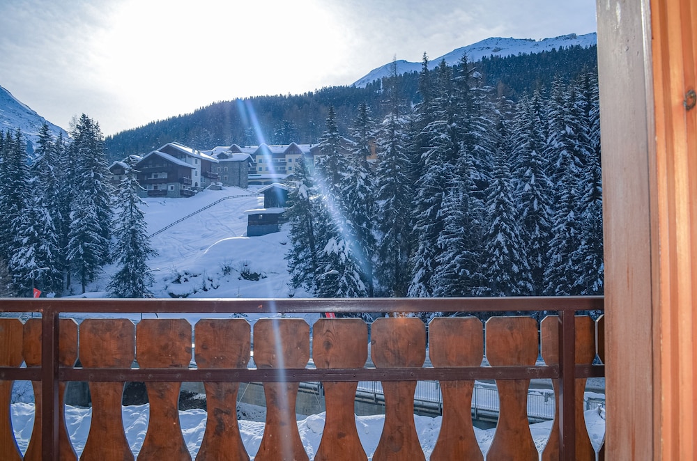 Economy Quadruple Room photo 2
