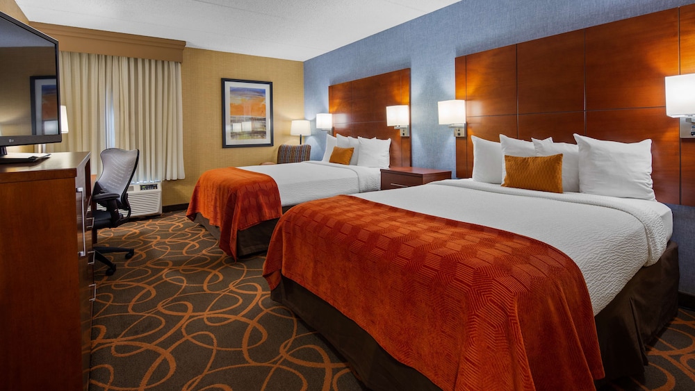 Standard Room, 2 Queen Beds, Non Smoking, Refrigerator - Photo 2