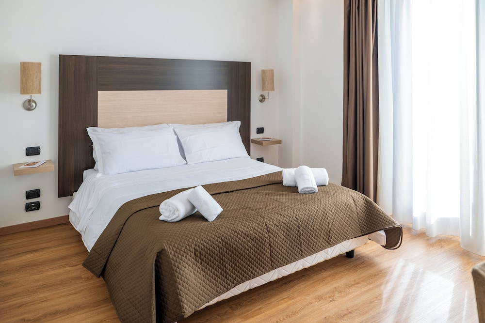 Comfort Double Room, 1 Queen Bed, Terrace photo 2