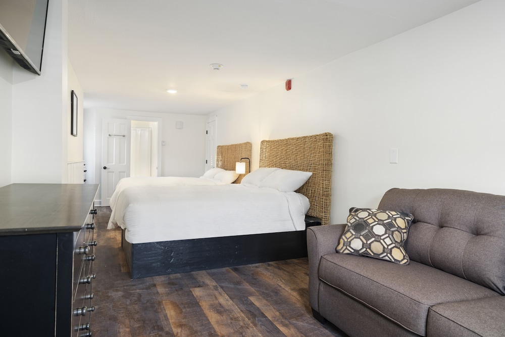 Comfort Suite photo 2