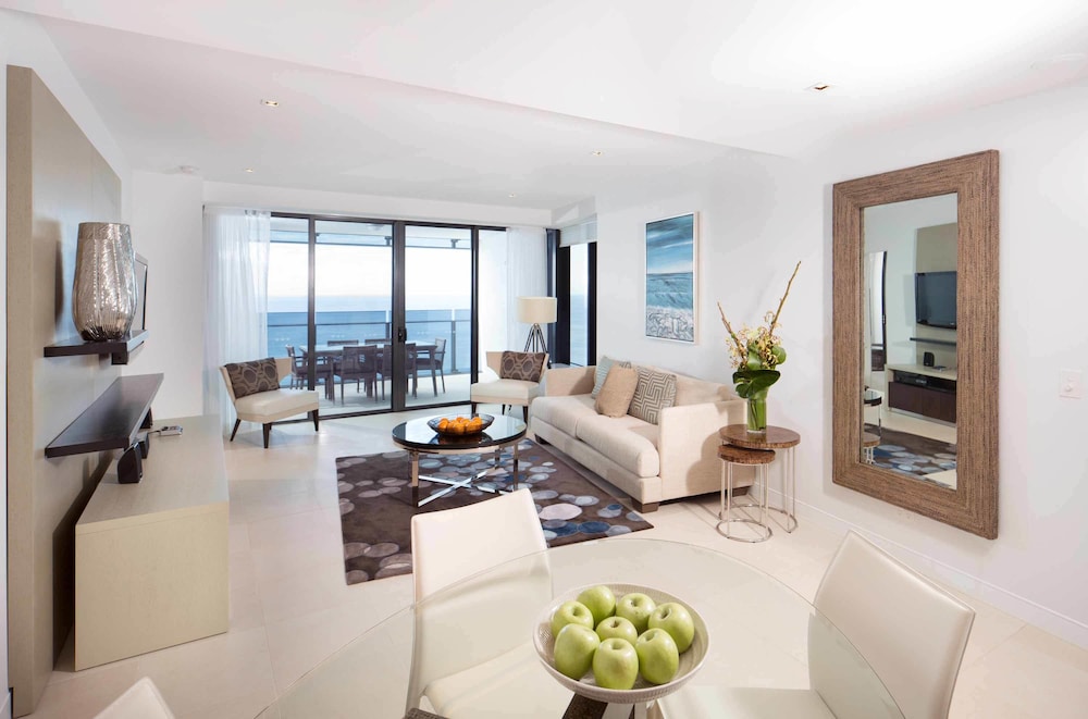 3 Bedroom Sky View Apartment - Photo 9