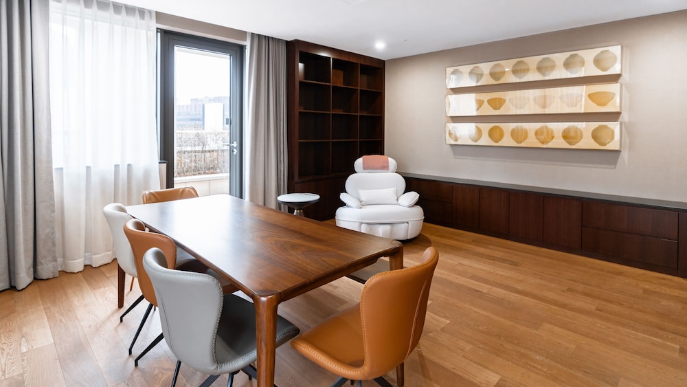 Royal Suite Room - Photo 4