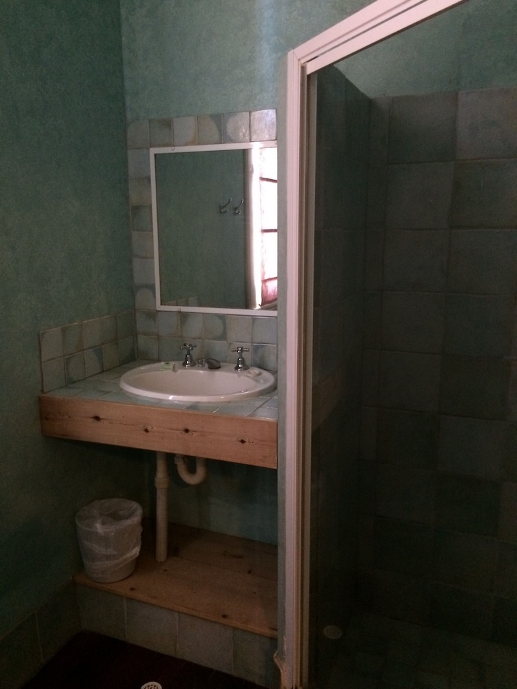 Ensuite Family Room photo 2