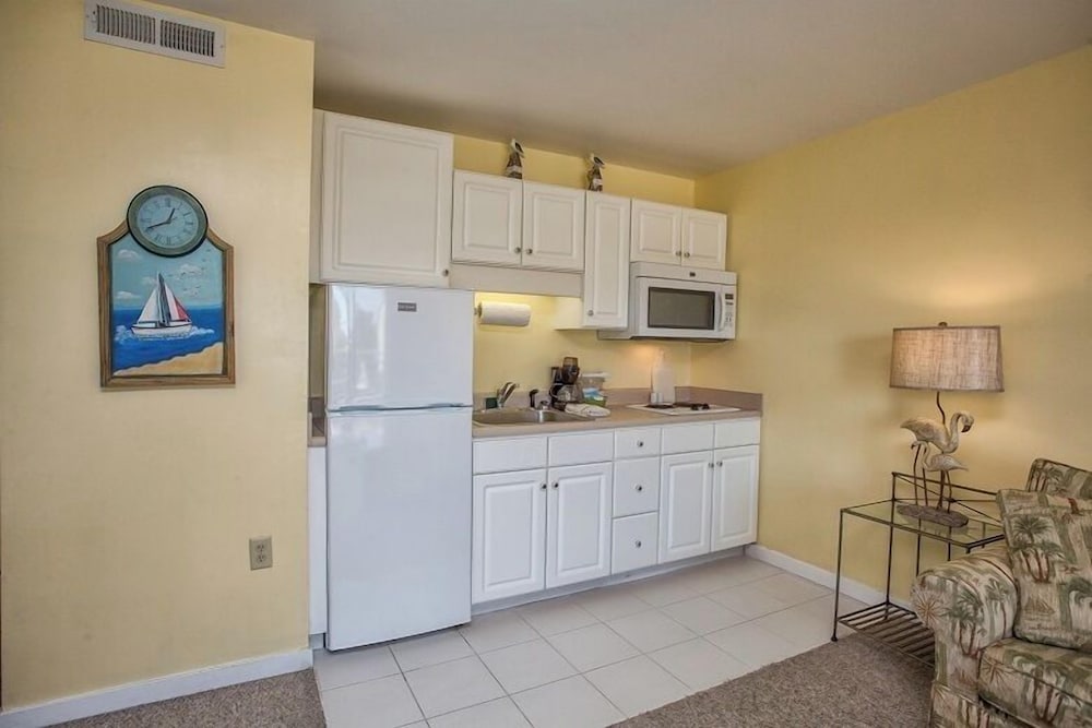 Exclusive Suite, 1 King Bed with Sofa bed, Kitchenette, Ocean View