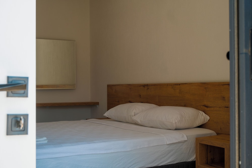 Classic Condo, 1 Bedroom - Photo 19