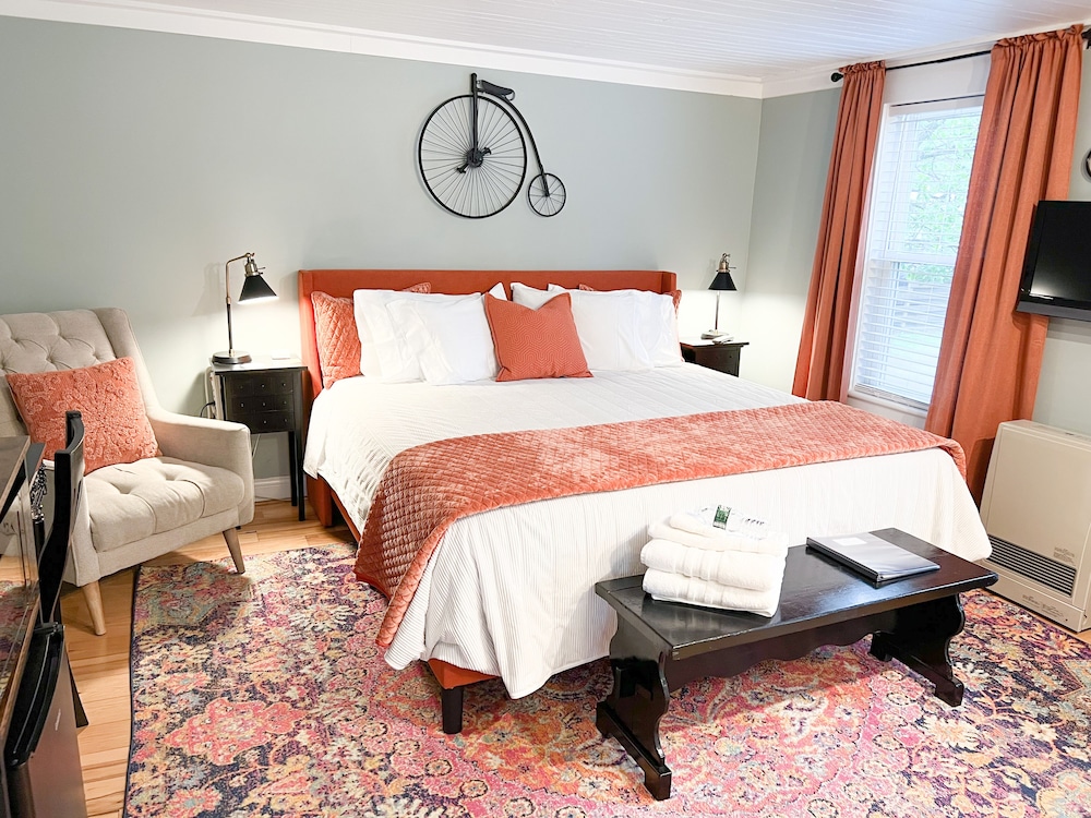 Double Room, 1 King Bed, Non Smoking