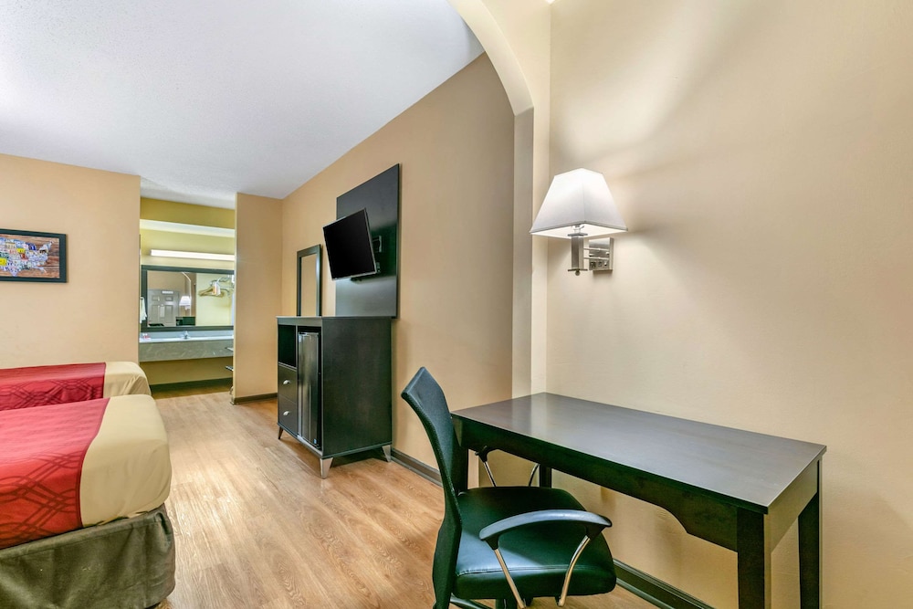 Room, 2 Double Beds, Accessible, Non Smoking - Photo 3