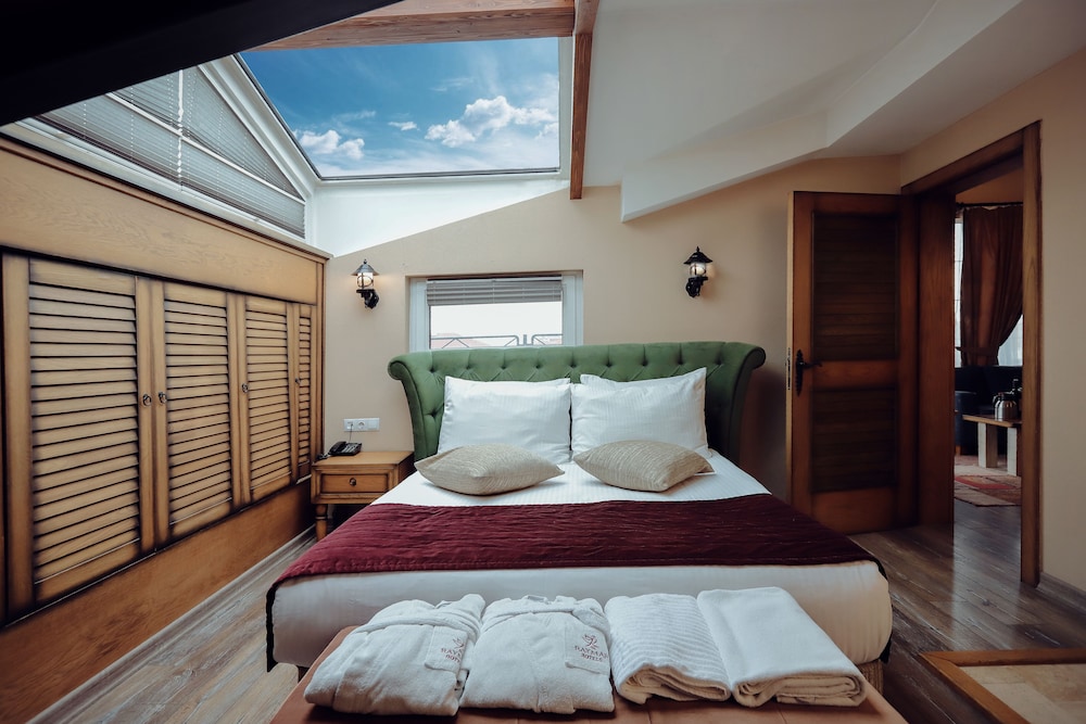 Exclusive Suite, 1 King Bed, Terrace, City View photo 1