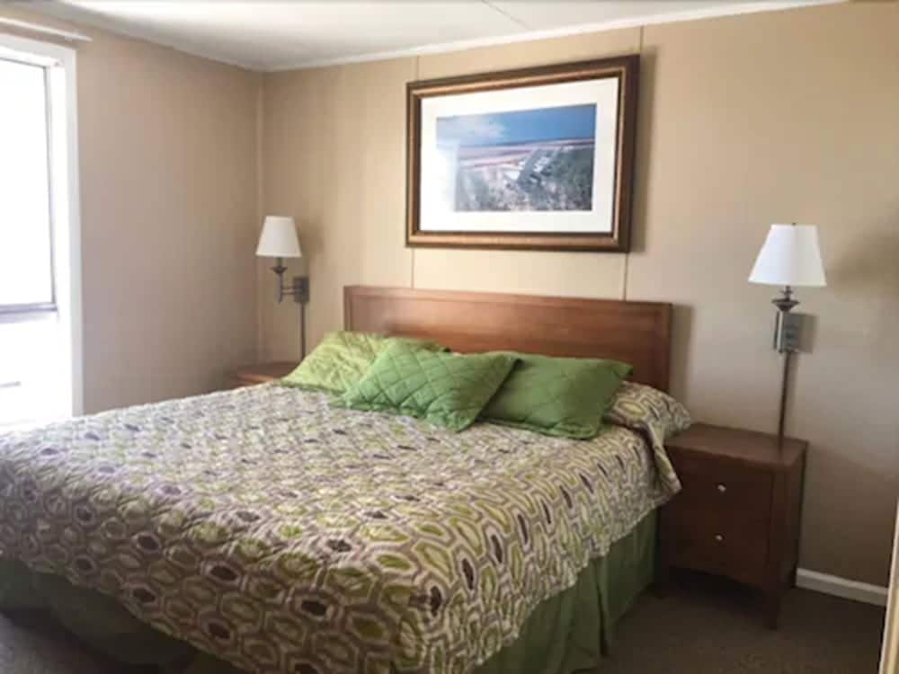 Standard Penthouse, Multiple Beds, Non Smoking, Oceanfront