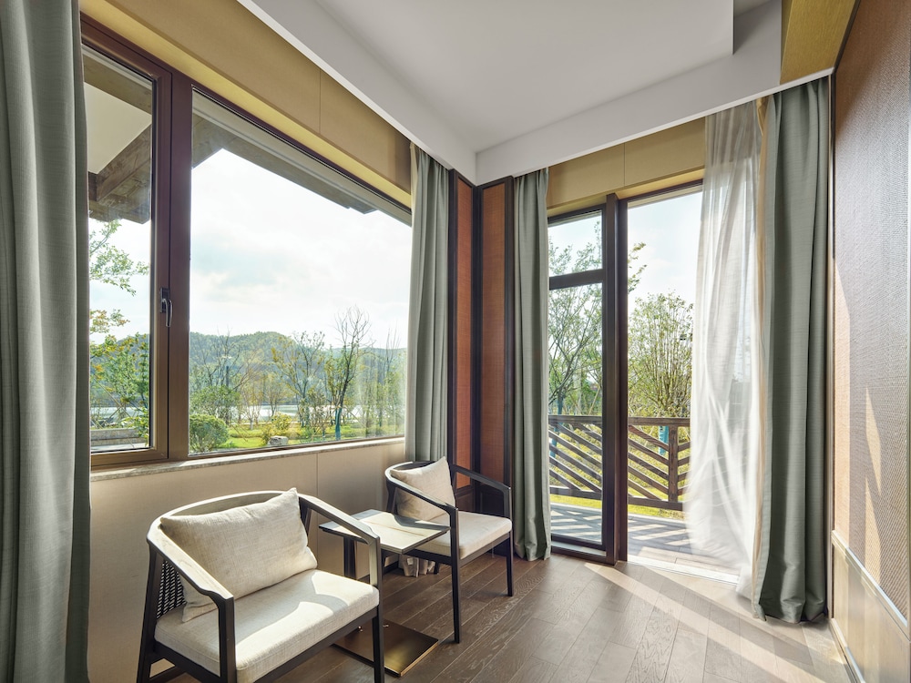 Suite, Lake View (Ting Hu) photo 2