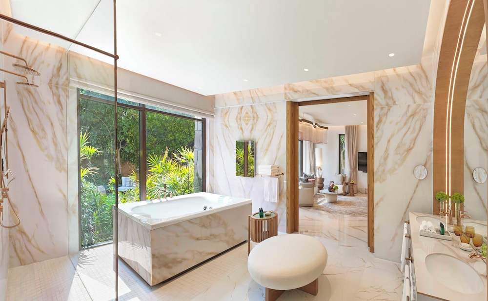 Villa, 4 Bedrooms, Private Pool, Beachside (Eden)