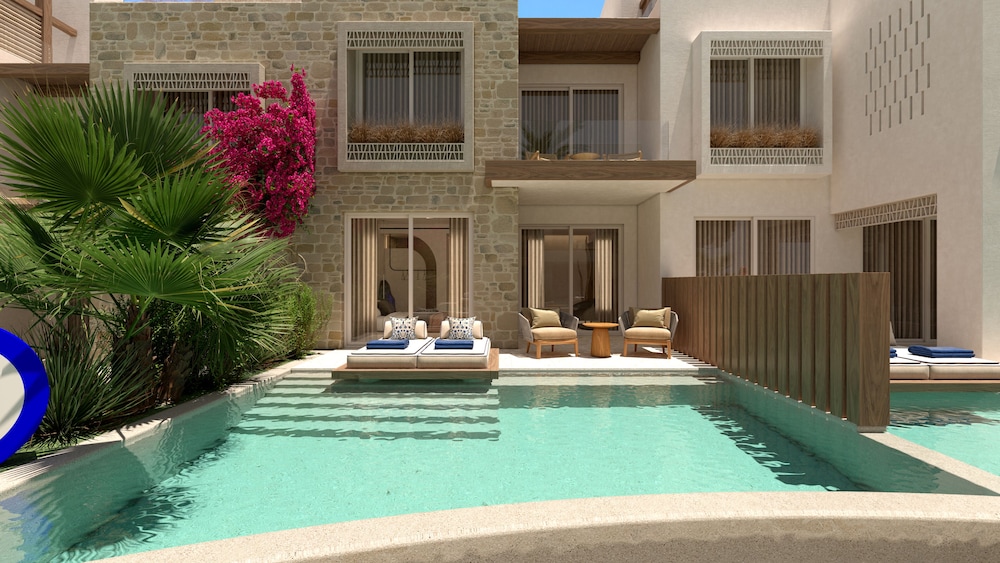 Tranquil Suite with Private Pool - Photo 8