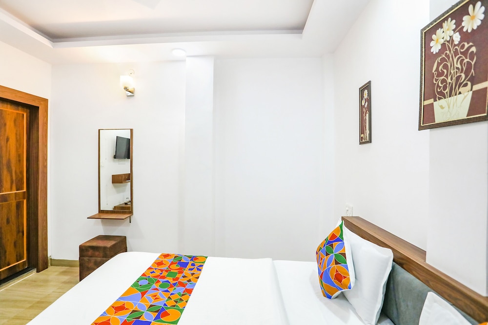 Deluxe Room - Photo 3