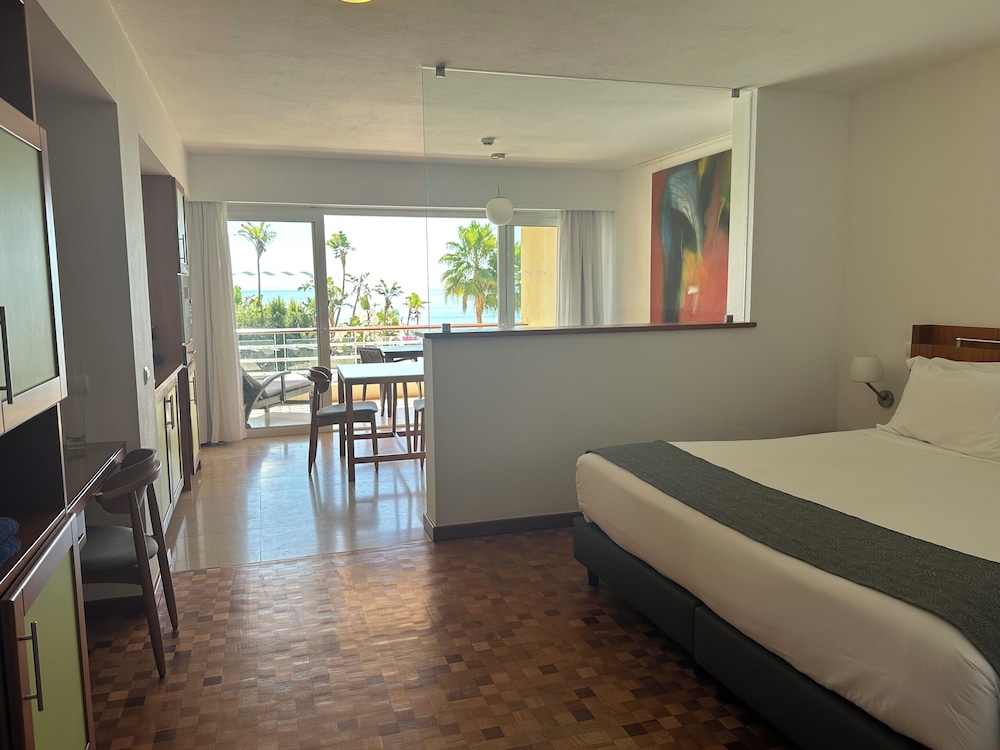 Panoramic Studio, Balcony, Sea View - Photo 6