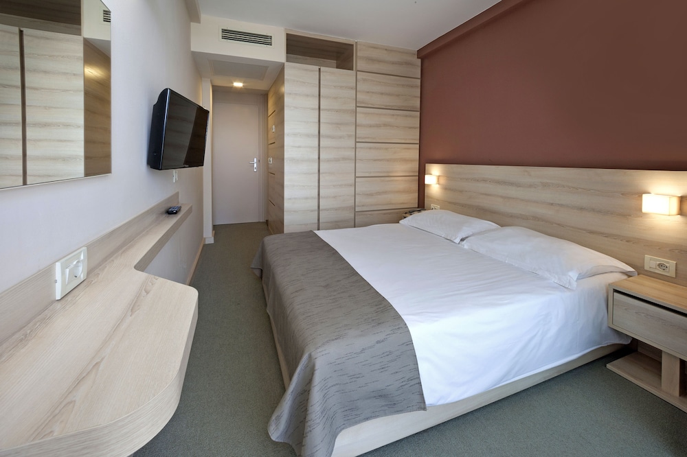 Classic Room, Balcony - Photo 4