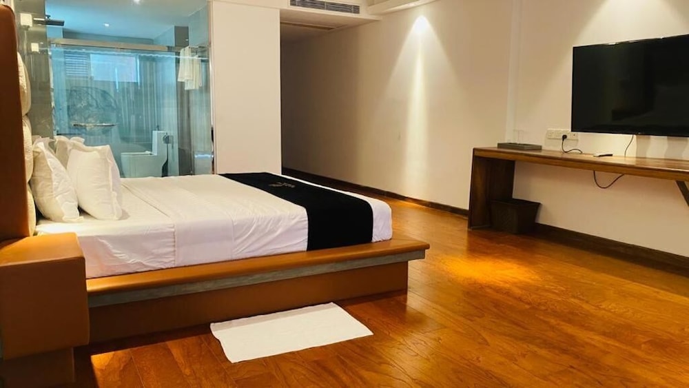 Deluxe Duplex, 2 Bedrooms, Ocean View, Sea Facing photo 1