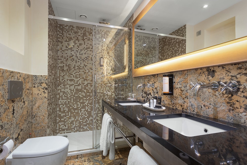 Comfort Suite, 2 Bedrooms, 2 Bathrooms thumbnail 6