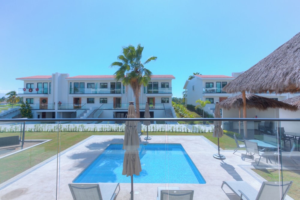 Apartment, Balcony, Pool View