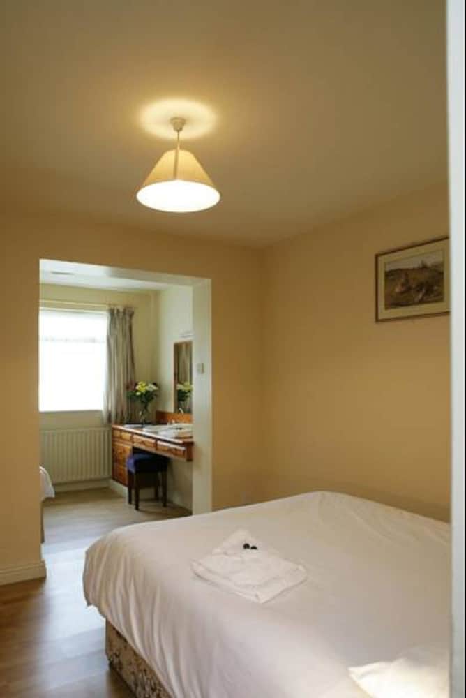 Three Bedroom Cottage