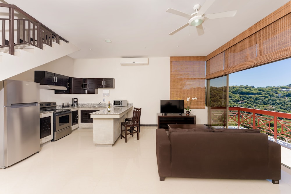 Premium Ocean View Villa - Photo 2