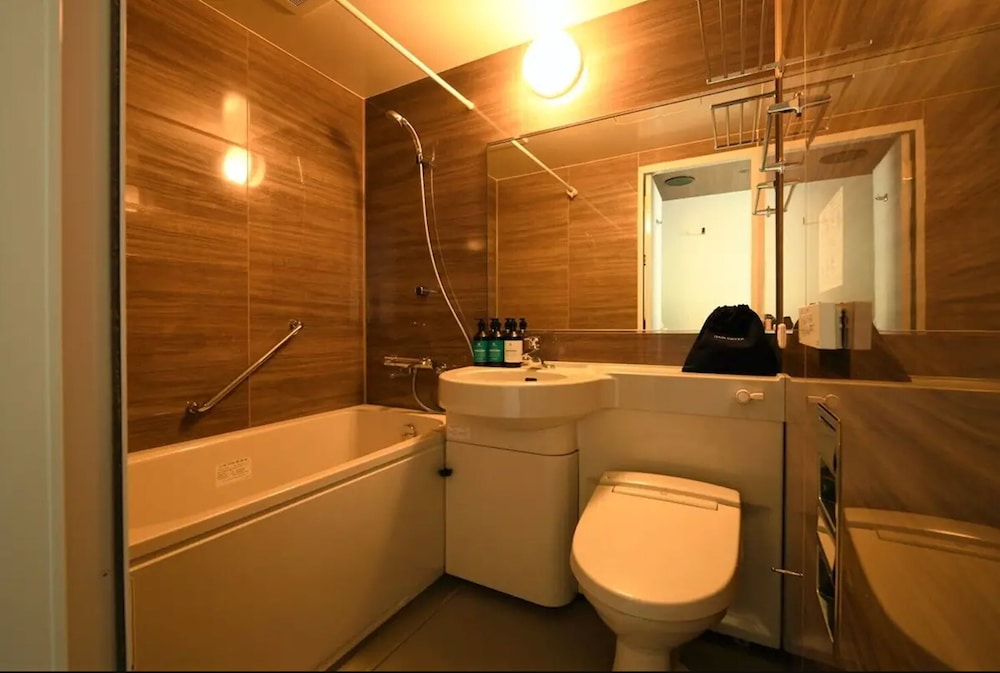 Standard Double Room, Non Smoking - Photo 5
