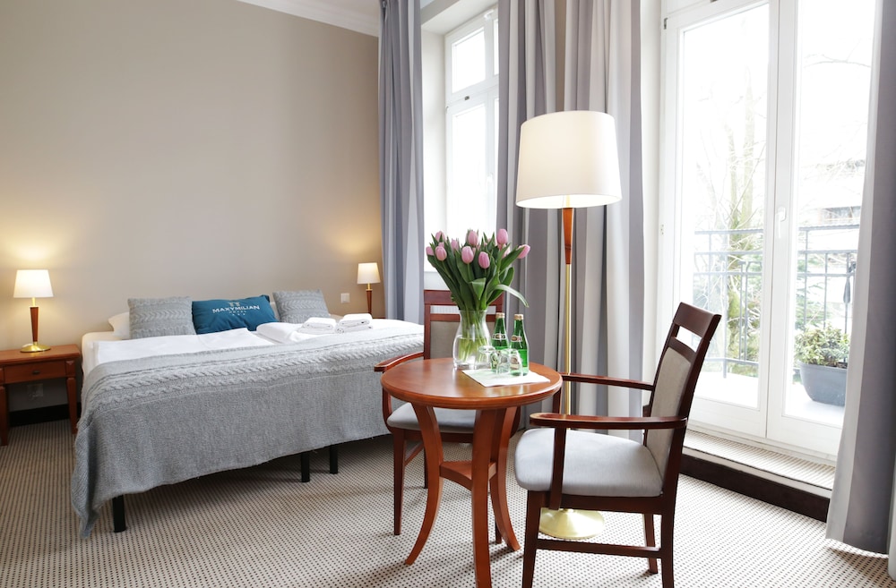 Classic Double or Twin Room photo 3