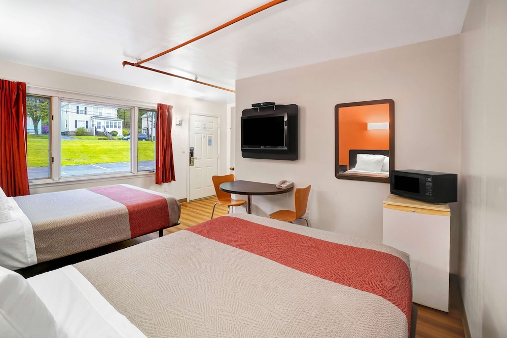 Standard Room, 2 Queen Beds, Accessible, Non Smoking photo 3