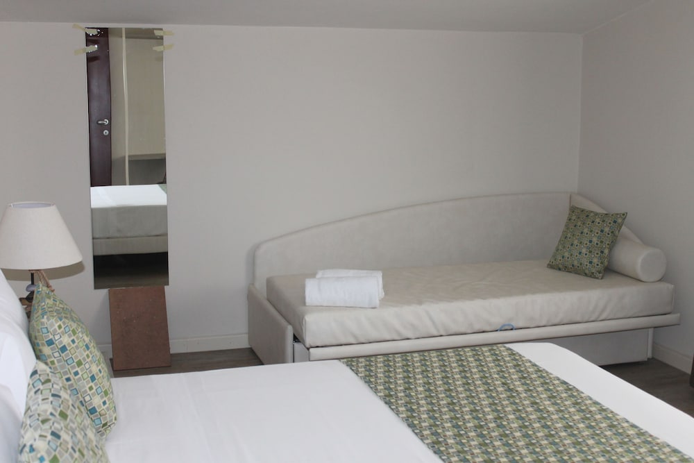 Triple Room photo 2