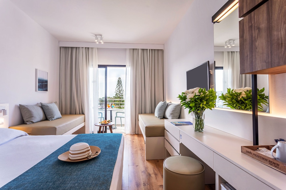 Four-bedded Room with Sea view - Photo 12
