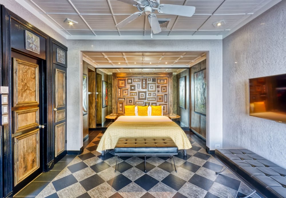 Master Suite - Photo 1