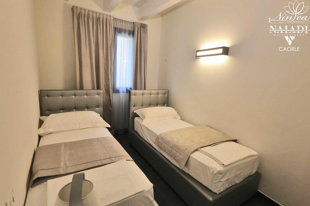 Superior Apartment, 2 Bedrooms photo 2