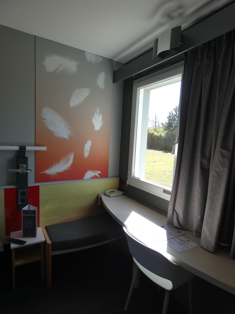 Standard Room, 1 Double Bed - Photo 8