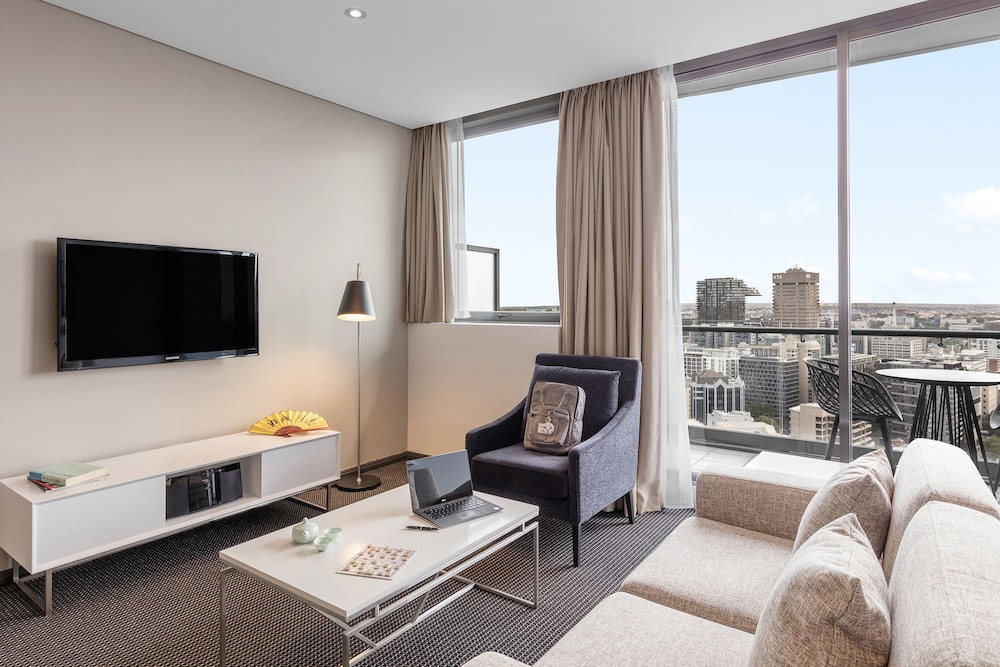 1 Bedroom Balcony Sky Suite photo 2